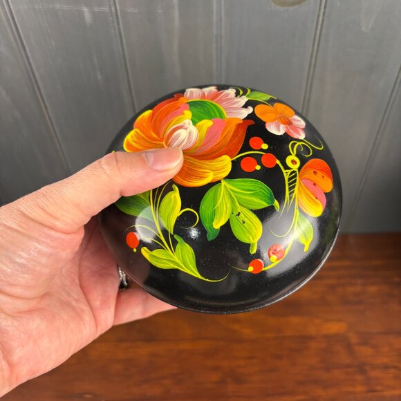 Vintage Khokhloma Trinket Box Hand Painted Folk Art Floral Wood Jewelry Box - Picture 4 of 10